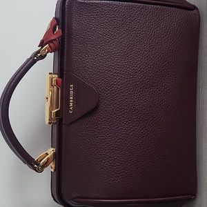 CAMBRIDGE Large Burgundy Top Handle Bag w/Shoulder Strap.